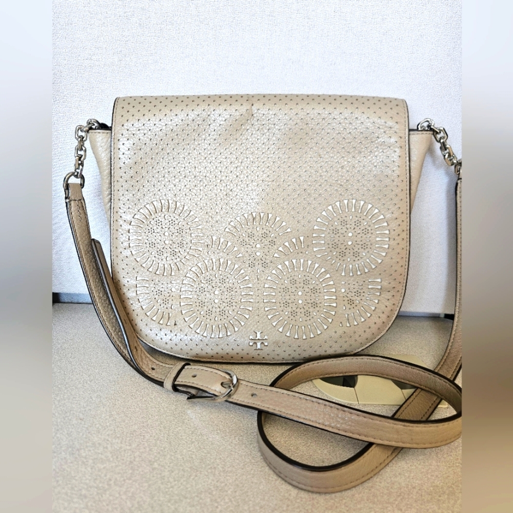 Tory Burch French Gray Leather Saddle Crossbody Bag Purse